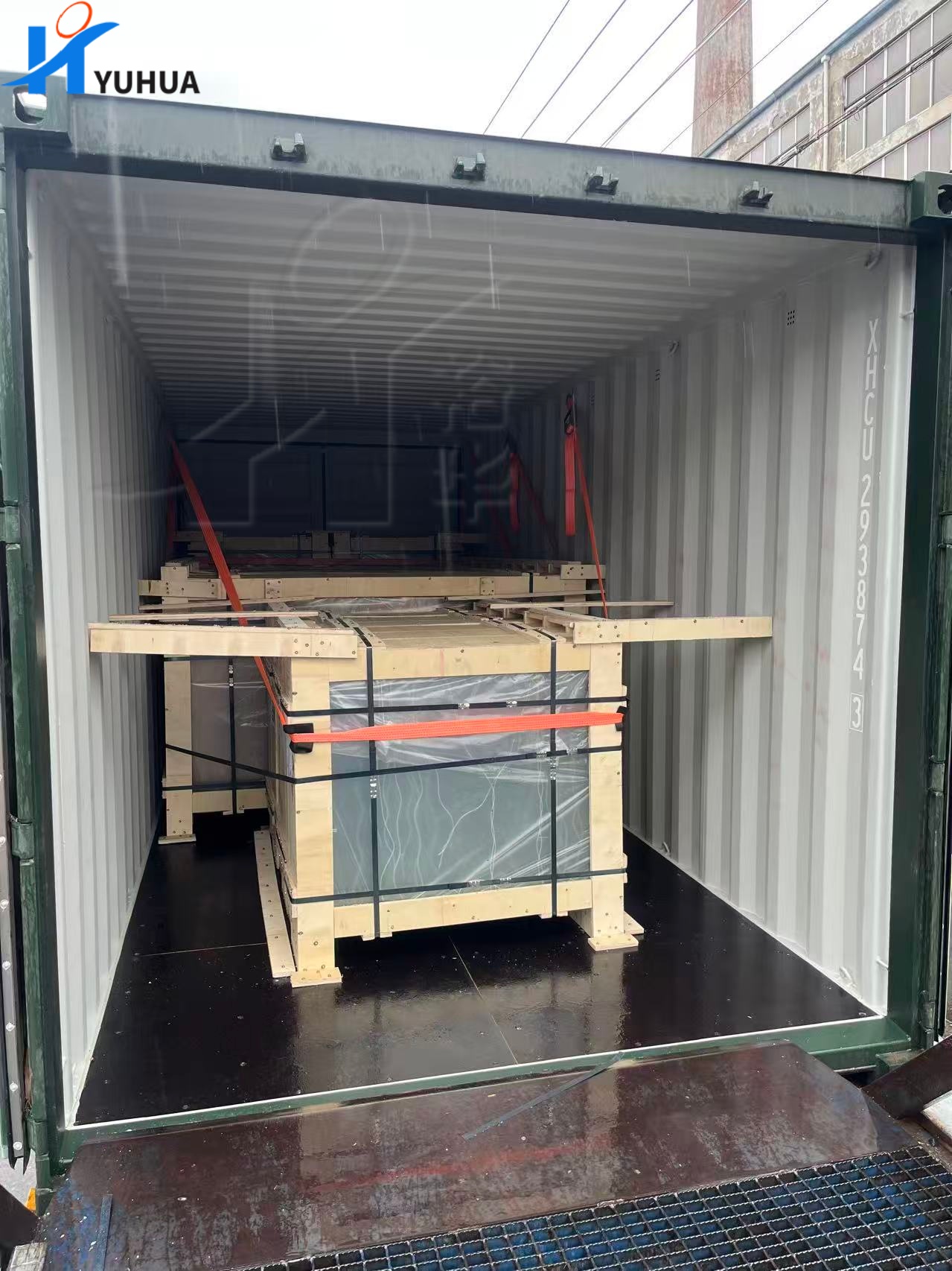 KUBO’s Greenhouse Tempered Diffuse Glass